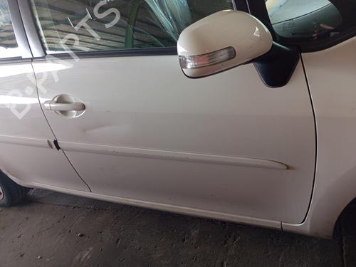 Used Front right lock TOYOTA AURIS (_E15_) 1.4 D-4D (NDE150_, NDE150R) (90 hp) 20488064