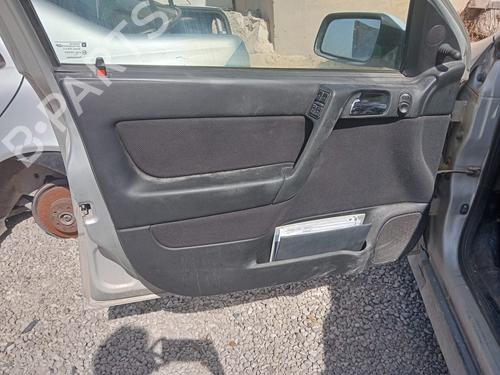 Used Left front window switch OPEL ASTRA G Saloon (T98) 1.6 16V (F69) (101 hp) 17589538