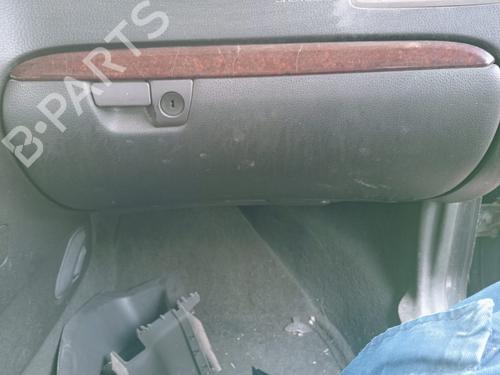 Used Glove box VOLVO S60 I (384) 2.4 D (163 hp) 29120747