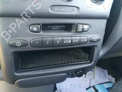 Bilradio TOYOTA YARIS (_P1_) 1.3 (SCP12_, SCP13_, SCP12R, SCP13R) (87 hp) 12274430