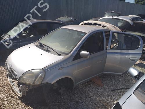 Left mirror TOYOTA YARIS (_P1_) 1.3 (SCP12_, SCP13_, SCP12R, SCP13R) | BP16234014C26 