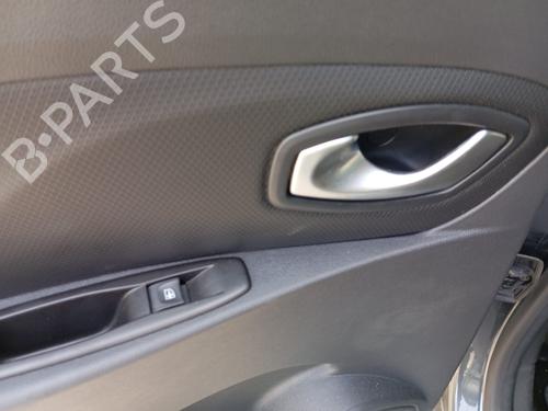Venstre bak invendig håndtak RENAULT CLIO IV (BH_)  | BP21209181I15 