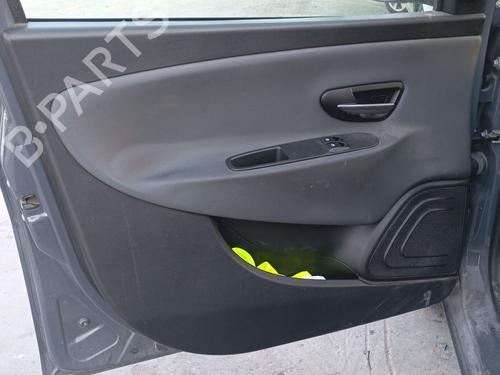 Used Front left panel LANCIA YPSILON (312_) 1.2 (312.PXA1A, 312.YXA1A) (69 hp) 23533665