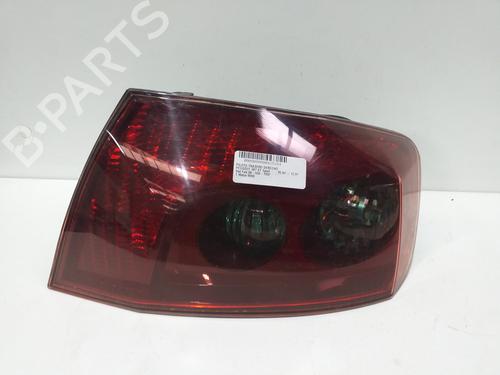 Used Right taillight PEUGEOT 407 (6D_) 2.0 (6DRFNB, 6DRFNE) (136 hp) 24147461