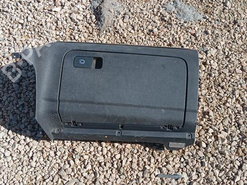 Used Glove box VW GOLF VI (5K1) 2.0 TDI (110 hp) 12290107