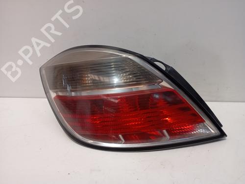 left-taillight-opel-astra-h-a04-2004-2005-2006-2007-2008-2009-2010-2011-2012-2013-2014-37069006 main image