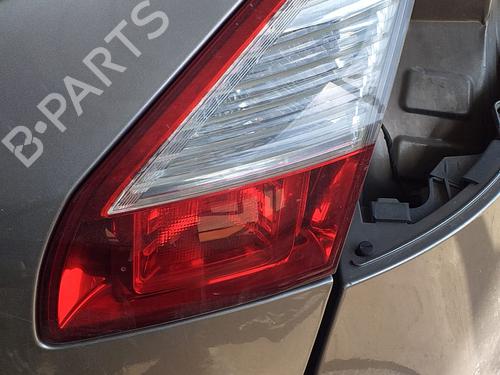 Used Right taillight Right taillight 18713012 18713012