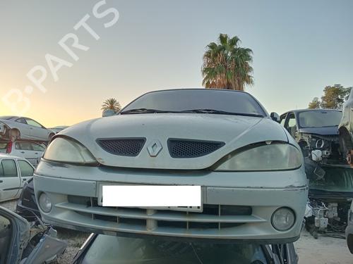 Used Front bumper RENAULT MEGANE I Coach (DA0/1_) 1.6 16V (DA0B, DA04, DA11) (107 hp) 24866135
