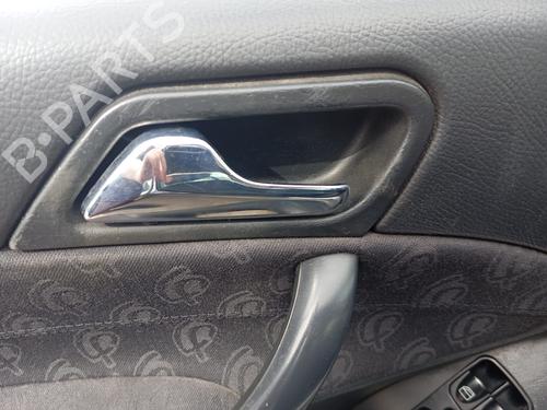 Used Front left interior door handle MERCEDES-BENZ C-CLASS (W203) C 200 CDI (203.004) (116 hp) 25903304