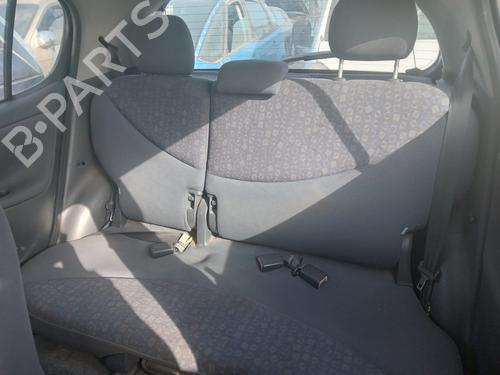 Portier bekleding rechts achter TOYOTA YARIS (_P1_) 1.0 (SCP10_) (68 hp) 16230706