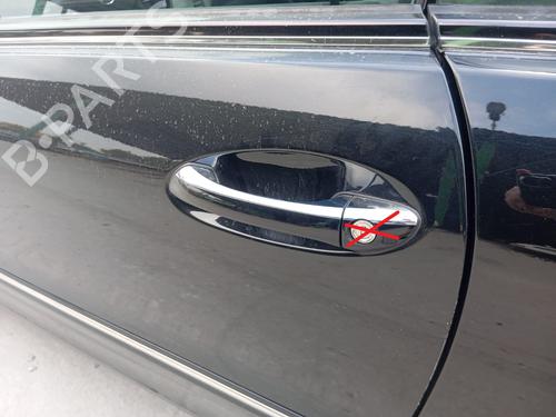 Used Front left exterior door handle MERCEDES-BENZ CLK (C209) [2002-2010]  27535036