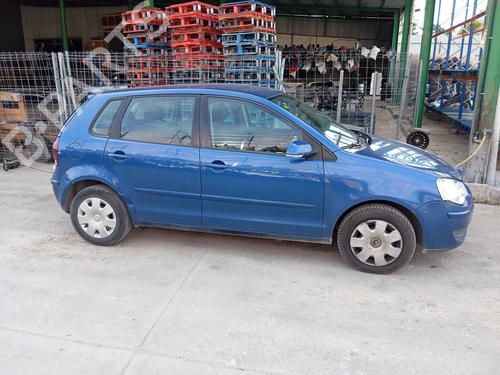 Right mirror VW POLO IV (9N_, 9A_) | BP32303094C27