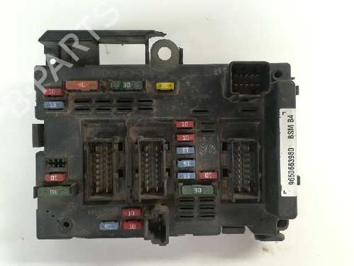 Used Fuse box PEUGEOT 206 Hatchback (2A/C) [1998-2012]  9354710