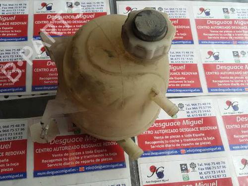 Used Expansion tank RENAULT MEGANE I Classic (LA0/1_) [1996-2008]  9350467