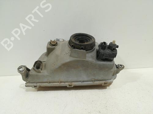 Right headlight KIA SPORTAGE SUV (K00) 2.0 TD 4WD | BP9355311C29 