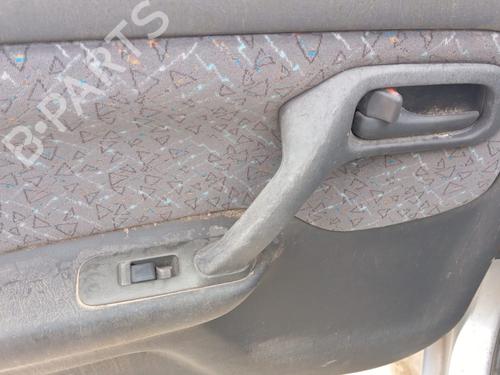 Used Left rear window switch NISSAN PRIMERA (P11) 1.6 16V (99 hp) 26389940