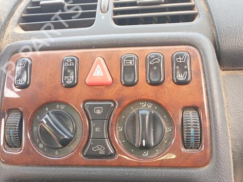 Used Climate control MERCEDES-BENZ CLK Convertible (A208) CLK 230 Kompressor (208.447) (193 hp) 24452166