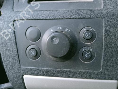 Used Headlight switch OPEL ZAFIRA / ZAFIRA FAMILY B (A05) [2005-2019]  17666631