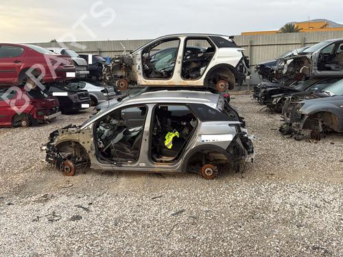 Left front window switch PEUGEOT 3008 II SUV (MC_, MR_, MJ_, M4_) 1.6 BlueHDi 120 | BP25156326I27 