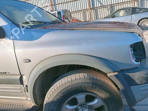 Forkjerm høyre OPEL FRONTERA B (U99) 2.2 DTI (6B_ZC, 6B_VF, 6B_66, 6B_76) (116 hp) 25286597
