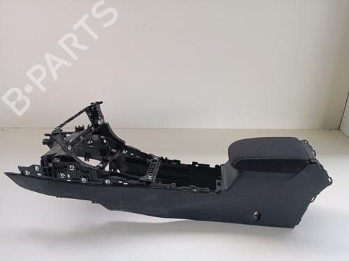 Used Armrest / Center console Armrest / Center console VW GOLF VII (5G1, BQ1, BE1, BE2) [2012-2021] 25205743 25205743
