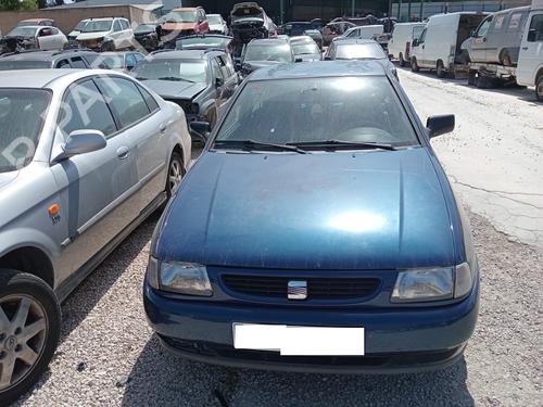 Used Right headlight SEAT IBIZA II (6K1) 1.4 i (60 hp) 18321191