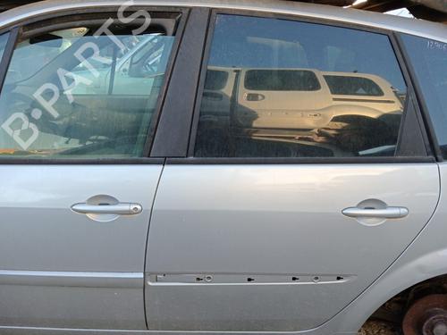Used Left rear door RENAULT SCÉNIC II (JM0/1_) [2003-2010]  25848571
