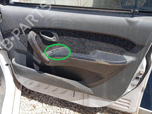 Used Right front window switch HYUNDAI ATOS (MX) 1.0 i (54 hp) 25296193