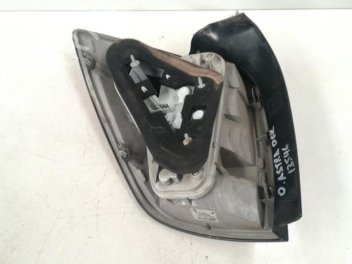 Right taillight OPEL ASTRA H Estate (A04) 1.7 CDTI (L35) | BP9361521C35