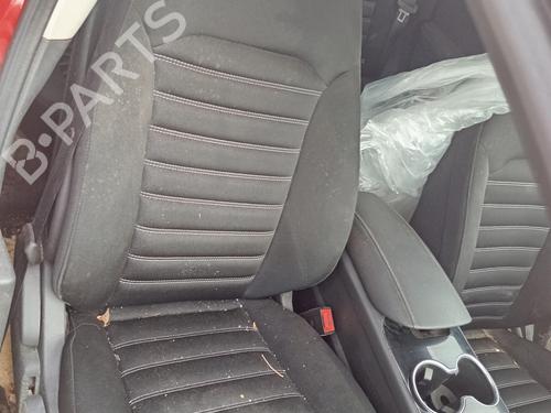 Used Right front seat FORD MONDEO V Hatchback (CE) 1.6 TDCi (115 hp) 29183496