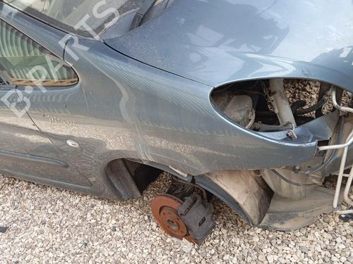 Used Right front fenders CITROËN XSARA PICASSO (N68) 1.6 HDi (90 hp) 16234204