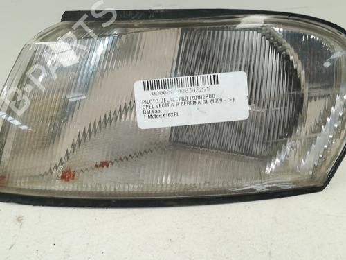 Used Left front indicator OPEL VECTRA B (J96) 1.6 i 16V (F19) (100 hp) 12294261