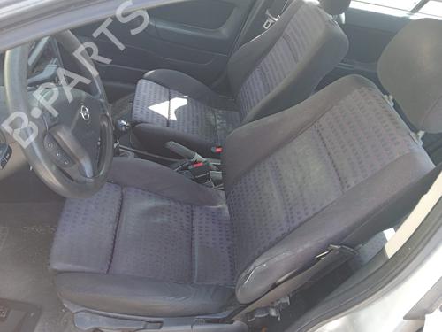 Used Front right seatbelt OPEL ASTRA G Saloon (T98) 1.6 16V (F69) (101 hp) 17589518
