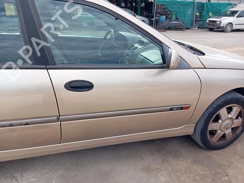 Used Right front door RENAULT LAGUNA I (B56_, 556_) [1993-2002]  25378216