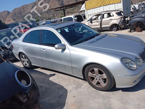 Rudehejsemekanisme Højre bagtil MERCEDES-BENZ E-CLASS (W211) E 270 CDI (211.016) (177 hp) 26331581