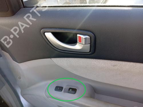 Used Right front window switch HYUNDAI SONATA V (NF) [2004-2014]  22790243