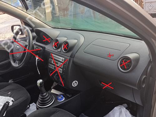Tableau de bord FORD FIESTA V (JH_, JD_) 1.4 TDCi (68 hp) 28412359