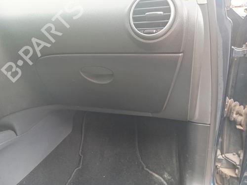 Used Glove box SEAT LEON (1P1) [2005-2013]  28703864