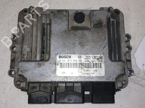 Used Engine control unit (ECU) RENAULT LAGUNA II (BG0/1_) [2001-2007]  13101928