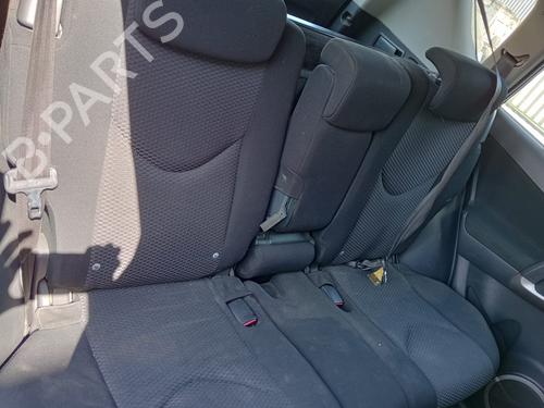 Used Rear center seatbelt TOYOTA RAV 4 III (_A3_) 2.2 D 4WD (ALA30_, ALA30R) (136 hp) 18159071