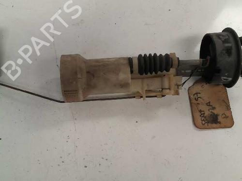 Used Fuel pump SEAT IBIZA II (6K1) [1993-2002]  9354525