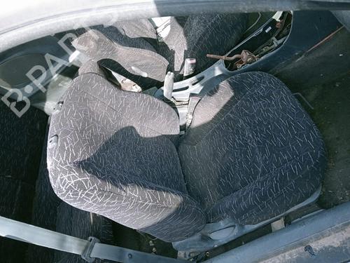Used Right front seat HYUNDAI COUPE I (RD) 2.0 16V (139 hp) 25346355