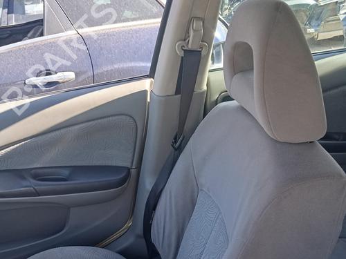 Used Front right seatbelt NISSAN ALMERA II (N16) 2.2 Di (110 hp) 29080310