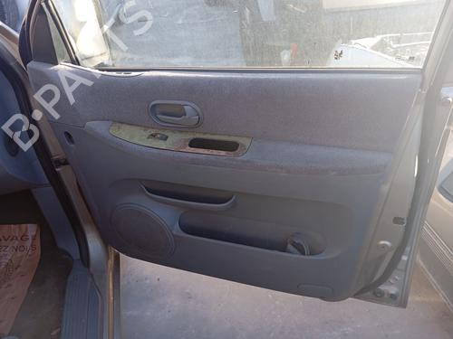 Used Front left interior door handle KIA CARNIVAL II (GQ) [1999-2007]  22516606
