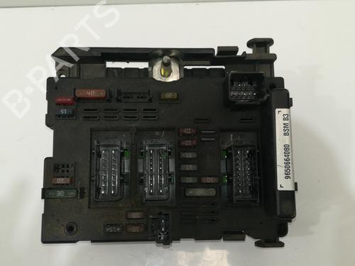 Used Fuse box PEUGEOT 207 SW (WK_) 1.6 HDi (112 hp) 15281031
