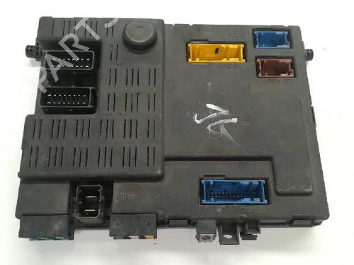 Used Fuse box CITROËN XSARA (N1) [1997-2005]  9354732