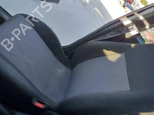 Used Right front seat OPEL MERIVA A MPV (X03) 1.6 16V (E75) (100 hp) 22800777