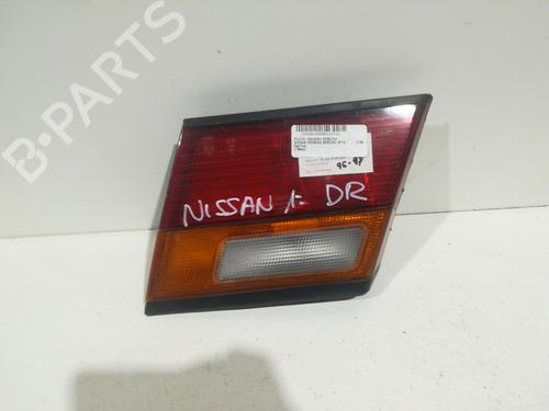 Used Right taillight NISSAN PRIMERA (P11) [1996-2002]  9351335