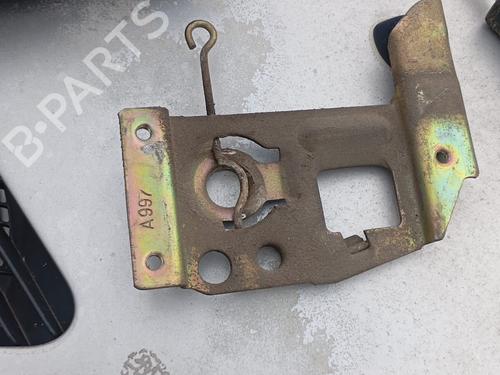 Hood lock ALFA ROMEO 146 (930_) 1.9 TD (930.B4A) BP22760200C133