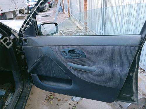 Used Front right panel FORD MONDEO I (GBP) 1.8 i 16V (112 hp) 22697579